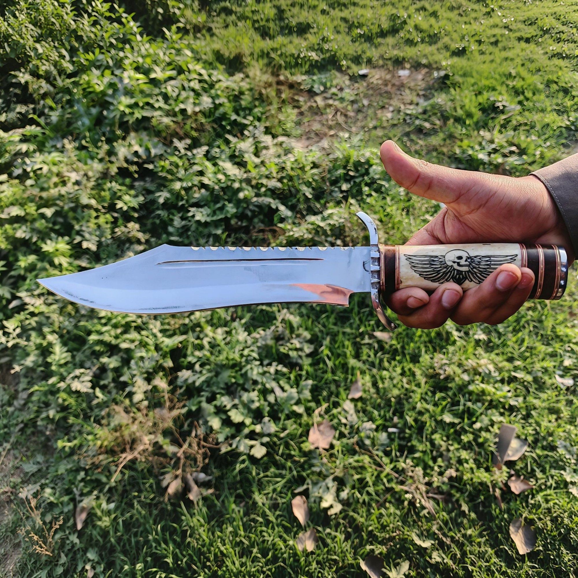 Skull Wings Bowie Knife